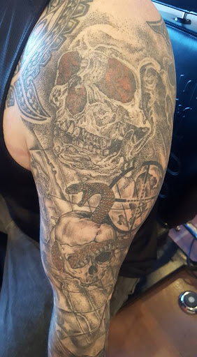 Tattoo Shop «Alter-Ego Tattoo Studio», reviews and photos, 204 Main St, Kewaskum, WI 53040, USA