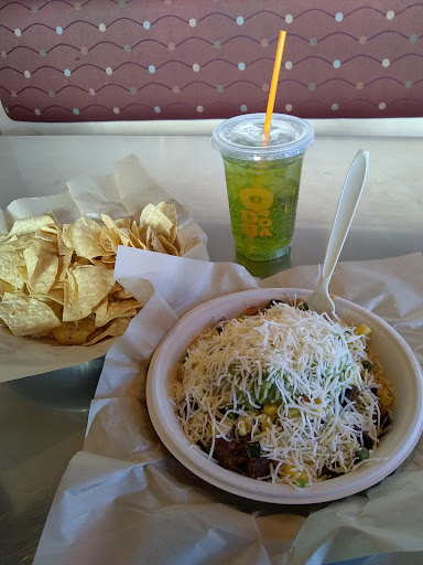 Mexican Restaurant «QDOBA Mexican Eats», reviews and photos, 2202 Main St, Carol Stream, IL 60188, USA