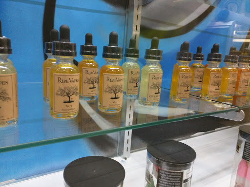 Tobacco Shop «Nahar Food & Discount Liquor Smoke Vape Shop», reviews and photos, 600 S Virginia St e, Reno, NV 89501, USA