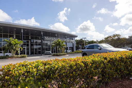 Mercedes Benz Dealer «Mercedes-Benz of Fort Myers», reviews and photos, 15461 S Tamiami Trail, Fort Myers, FL 33908, USA