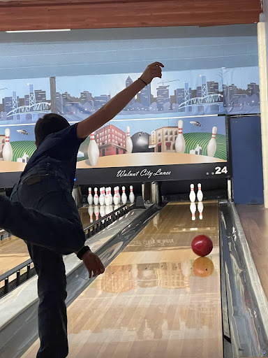 Bowling Alley «Walnut City Lanes», reviews and photos, 1800 SW East St, McMinnville, OR 97128, USA