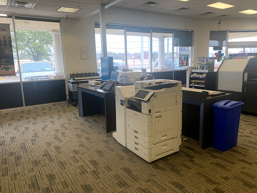 Print Shop «FedEx Office Print & Ship Center», reviews and photos, 1400 E Copeland Rd, Arlington, TX 76011, USA