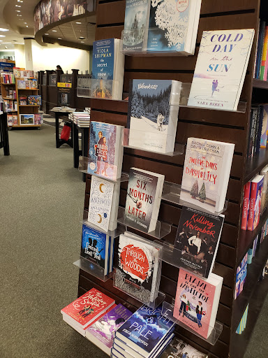 Book Store «Barnes & Noble», reviews and photos, 7707 Bluebonnet Blvd, Baton Rouge, LA 70810, USA