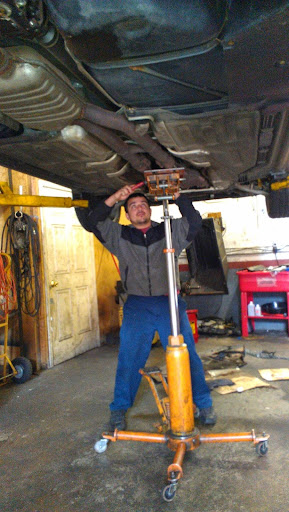 Auto Repair Shop «Advanced Auto Repair Inc», reviews and photos, 14220 Sullyfield Cir Ste H, Chantilly, VA 20151, USA