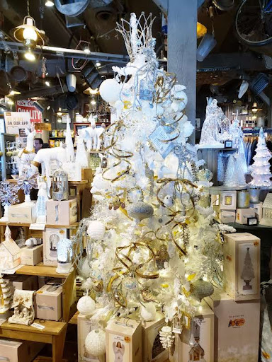 American Restaurant «Cracker Barrel Old Country Store», reviews and photos, 13833 W Hillsborough Ave, Tampa, FL 33635, USA