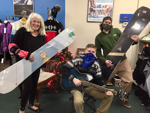 Snowboard Shop «Buckles & Boards Ski & Surf», reviews and photos, 985 Plain St, Marshfield, MA 02050, USA