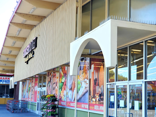 Grocery Store «Grocery Outlet Bargain Market», reviews and photos, 2079 23rd St, San Pablo, CA 94806, USA