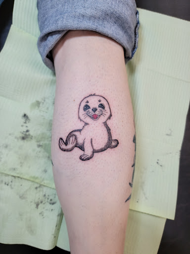 Explore redskins tattoo ideas, creative tattoo ideas in Moline, available at Lucky Anchor Tattoo & Piercing LLC