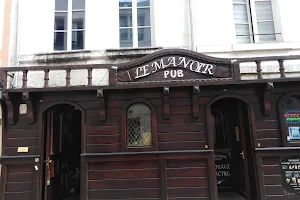 Le Manoir Pub image