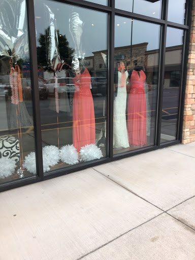 Bridal Shop «White Lace & Promises», reviews and photos, 8025 Kingston Pike #4, Knoxville, TN 37919, USA