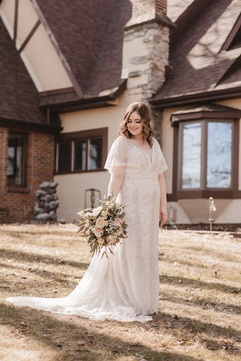 Florist «Chippewa Valley Floral», reviews and photos, 507 S Barstow St, Eau Claire, WI 54701, USA