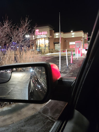 Fast Food Restaurant «Chick-fil-A», reviews and photos, 11820 Fountains Way, Maple Grove, MN 55369, USA