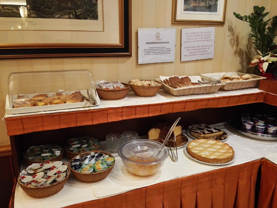 Plats et boissons hôtels Hotel Piemonte 00185 Rome