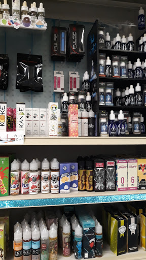 Tobacco Shop «Vapors Smoke Shop», reviews and photos, 880 W Hamilton Ave, Campbell, CA 95008, USA