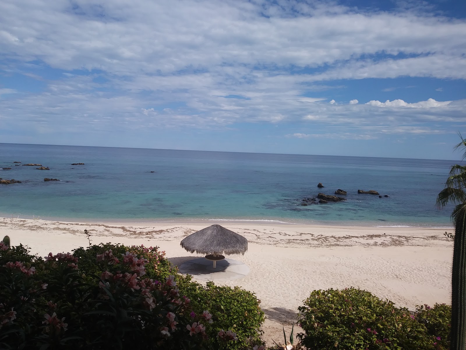 Foto von Playa Palo Blanquito II und die siedlung