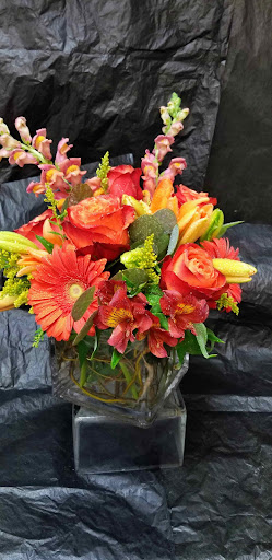 Florist «Just For You Flowers & Gifts (Same Day Delivery)», reviews and photos, 14 Washington St, Morristown, NJ 07960, USA