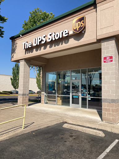 Shipping and Mailing Service «The UPS Store», reviews and photos, 20 E Airport Rd, Lebanon, OR 97355, USA