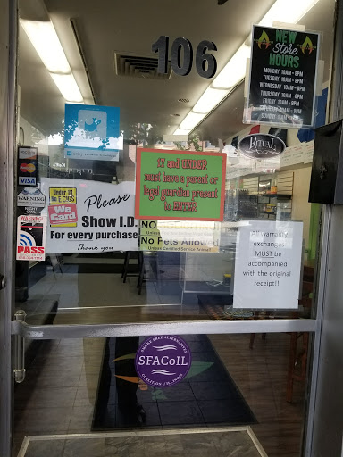 Vaporizer Store «Green Forest Vapor Shop Electronic Cigarettes», reviews and photos, 106 E Main St, Belleville, IL 62220, USA