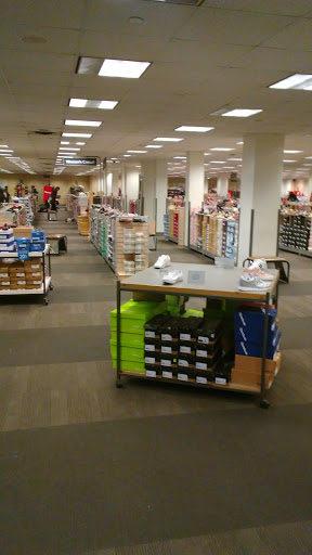 Shoe Store «DSW Designer Shoe Warehouse», reviews and photos, 8801 Queens Blvd, Elmhurst, NY 11373, USA