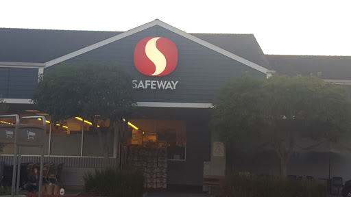 Grocery Store «Safeway», reviews and photos, 70 Cabrillo Hwy, Half Moon Bay, CA 94019, USA