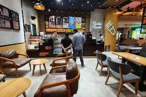 Dunkin' UAE image