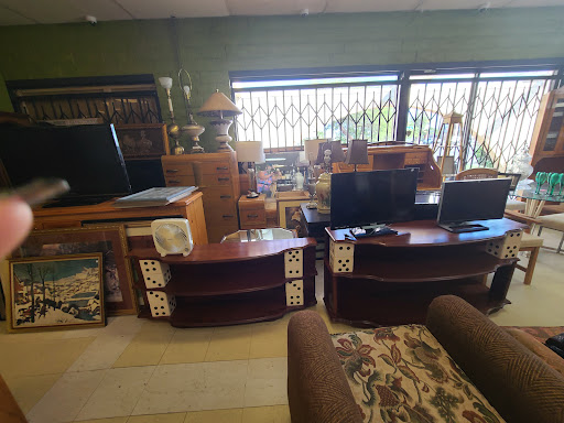 Thrift Store «House of Bargains Thrift Store», reviews and photos, 4000 W Sahara Ave, Las Vegas, NV 89102, USA