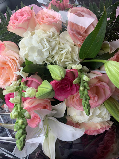 Florist «Bell Bay Florist», reviews and photos, 43-06 Bell Blvd, Bayside, NY 11361, USA