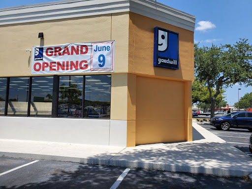 Thrift Store «Goodwill Retail & Donation Center», reviews and photos