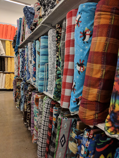 Fabric Store «Jo-Ann Fabrics and Crafts», reviews and photos, 13489 Middlebelt Rd, Livonia, MI 48150, USA