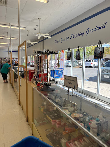 Thrift Store «Goodwill Store and Donation Center», reviews and photos
