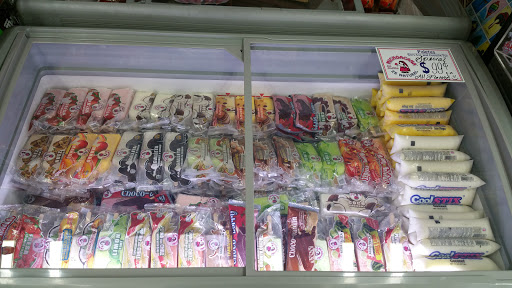 Grocery Store «La Casa Del Pueblo Market», reviews and photos, 221 E 6th St, Corona, CA 92879, USA