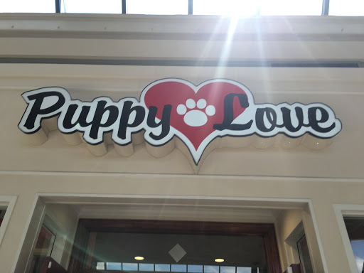 Puppy Love, 4802 Valley View Blvd NW Uf290, Roanoke, VA 24012, USA, 