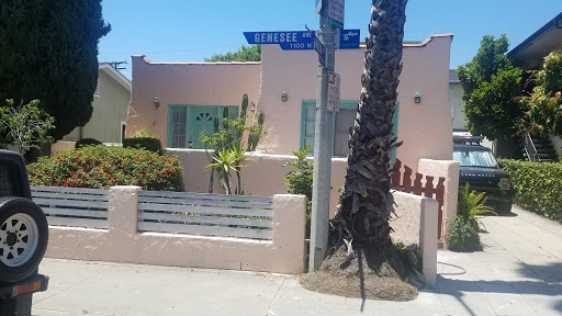 Liquor Store «Golden Rule Liquor», reviews and photos, 7753 California Route 2, West Hollywood, CA 90046, USA