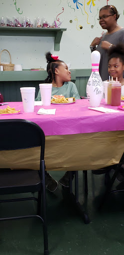 Bowling Alley «Shamrock Bowling Center», reviews and photos, 104 Bowling Ln, Dublin, GA 31021, USA