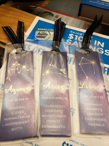 Book Store «Books-A-Million», reviews and photos, 6601 Edwardsville Crossing Dr, Edwardsville, IL 62045, USA