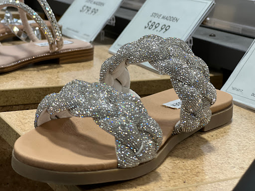 Shoe Store «DSW Designer Shoe Warehouse», reviews and photos, 300 NJ-18, East Brunswick, NJ 08816, USA