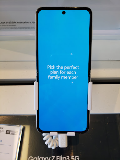 Cell Phone Store «AT&T», reviews and photos, 4920 Jonestown Rd, Harrisburg, PA 17109, USA