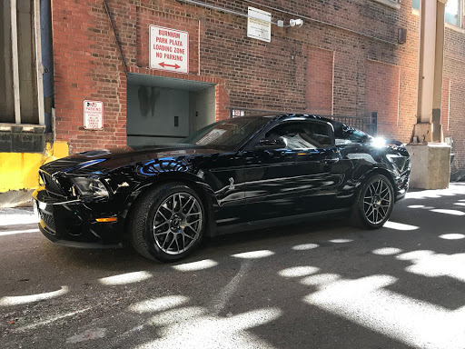 Car Wash «River North Hand Car Wash», reviews and photos, 356 W Superior St, Chicago, IL 60654, USA