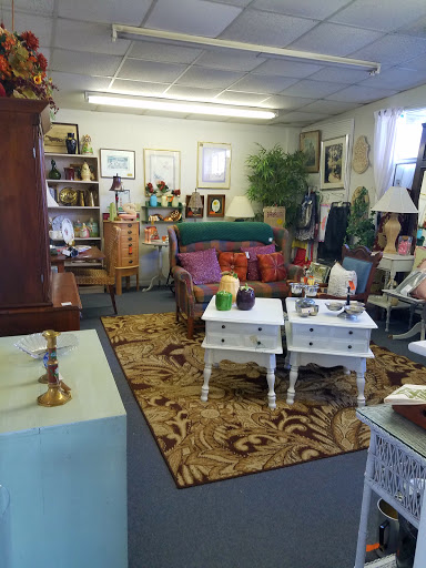 Consignment Shop «Baker Street Curiosity Shop», reviews and photos, 6780 Market St, Wilmington, NC 28405, USA