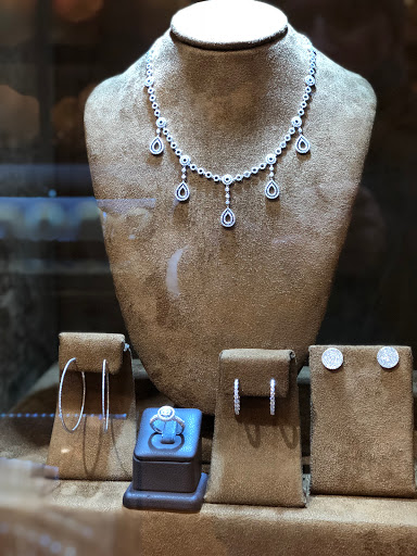 Jewelry Store «PERSONA JEWELRY», reviews and photos, 62 Charles St, Boston, MA 02114, USA