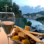 Photo n°1 de l'avis de Emanuele.e fait le 27/07/2022 à 08:40 sur le  Ristorante Olimpo & Sky Bar Zeus à Sestri Levante