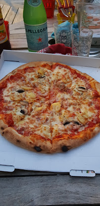 Plats et boissons du Pizzas à emporter Lou's Pizza à L'Isle-en-Dodon - n°4