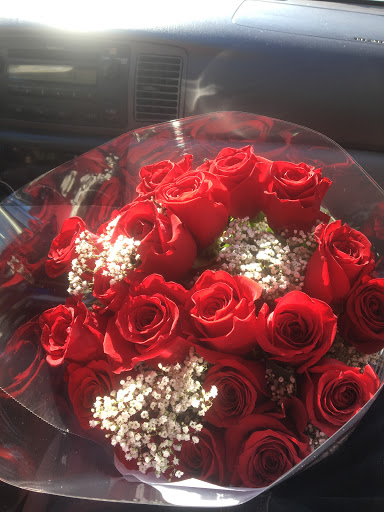 Florist «Columbia Florist», reviews and photos, 210 W 231st St, Bronx, NY 10463, USA