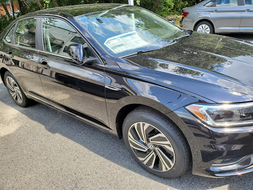 Volkswagen Dealer «Volkswagen of North Attleboro», reviews and photos, 563 Kelley Blvd, North Attleborough, MA 02760, USA
