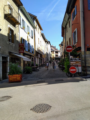 Les Arcades à Embrun