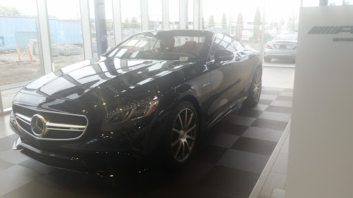 Mercedes Benz Dealer «Mercedes-Benz of Bellevue», reviews and photos, 11850 Bel-Red Rd, Bellevue, WA 98005, USA