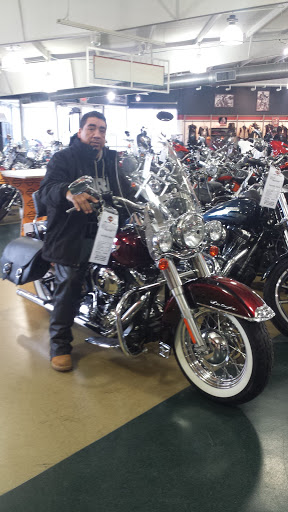 Harley-Davidson Dealer «Signature Harley-Davidson», reviews and photos, 1176 Professional Dr, Perrysburg, OH 43551, USA
