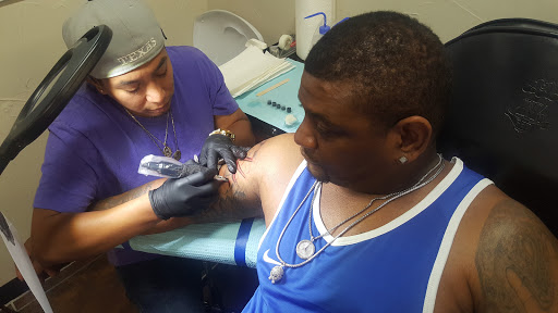 Tattoo Shop «Artistic Encounter», reviews and photos, 3920 Rosemeade Pkwy #170, Dallas, TX 75287, USA