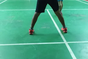 Lapangan badminton purwomukti image