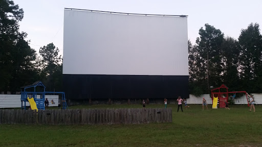 Drive-in Movie Theater «Highway 21 Drive In Movie Theater», reviews and photos, 55 Parker Dr, Beaufort, SC 29906, USA